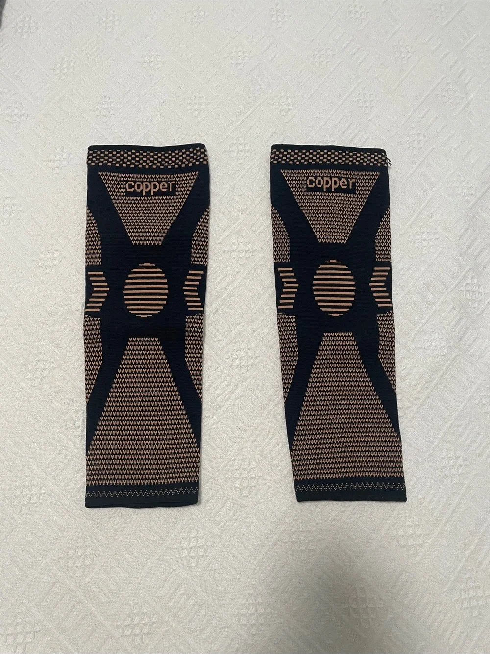 2 Copper Compression knee leg Sleeves in Black and Copper